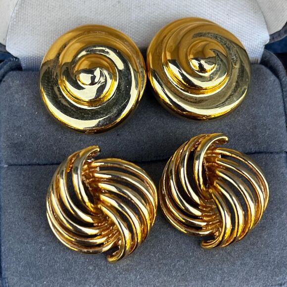 Gold Earring Set 90s Large Disc Studs Chic Vintage Jewelry - Picture 4 of 8